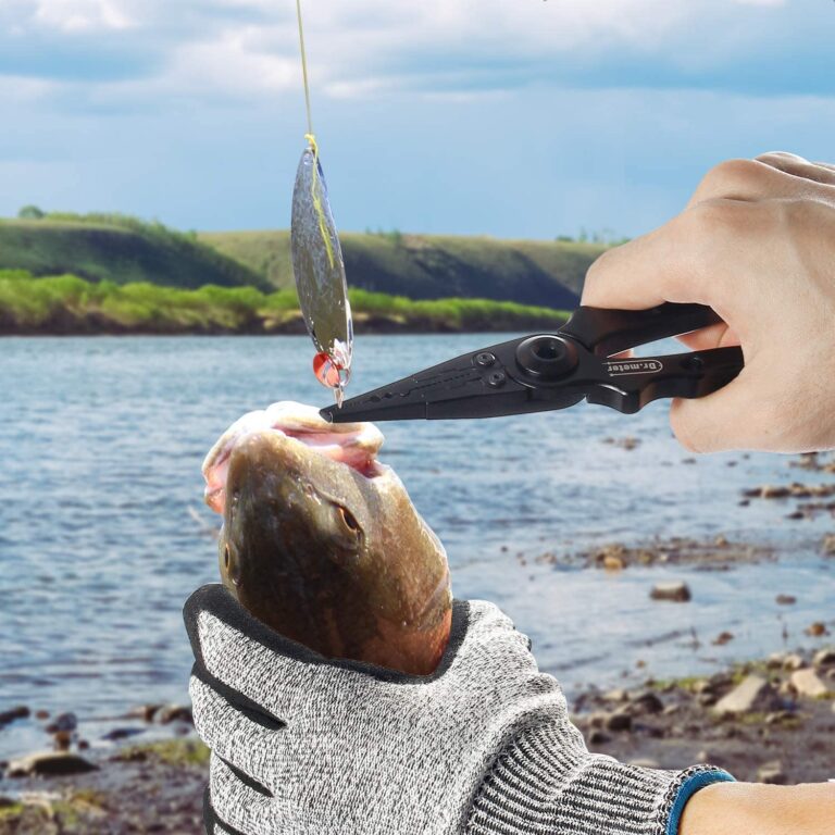 Para que sirven los alicates de pesca, saca los anzuelos de los peces con seguridad